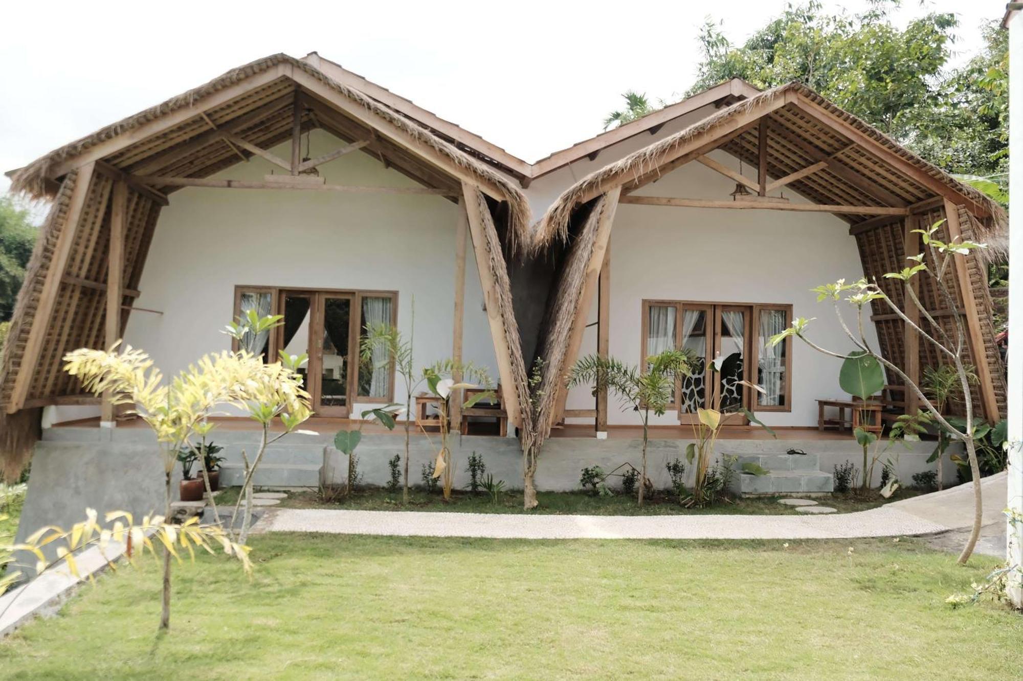 Отель Alora House Lombok Tete Batu Тетебату Экстерьер фото