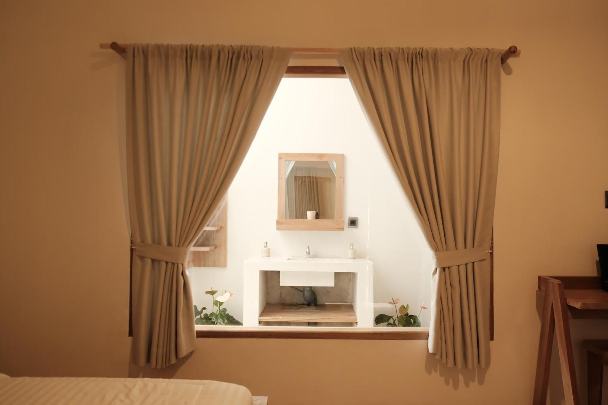 Отель Alora House Lombok Tete Batu Тетебату Экстерьер фото