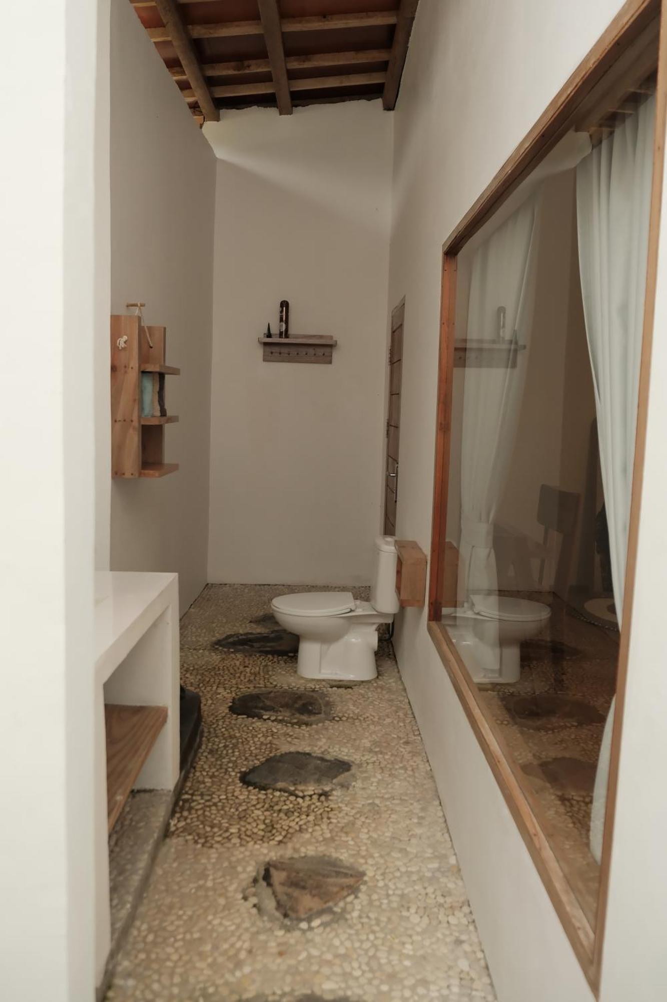 Отель Alora House Lombok Tete Batu Тетебату Экстерьер фото