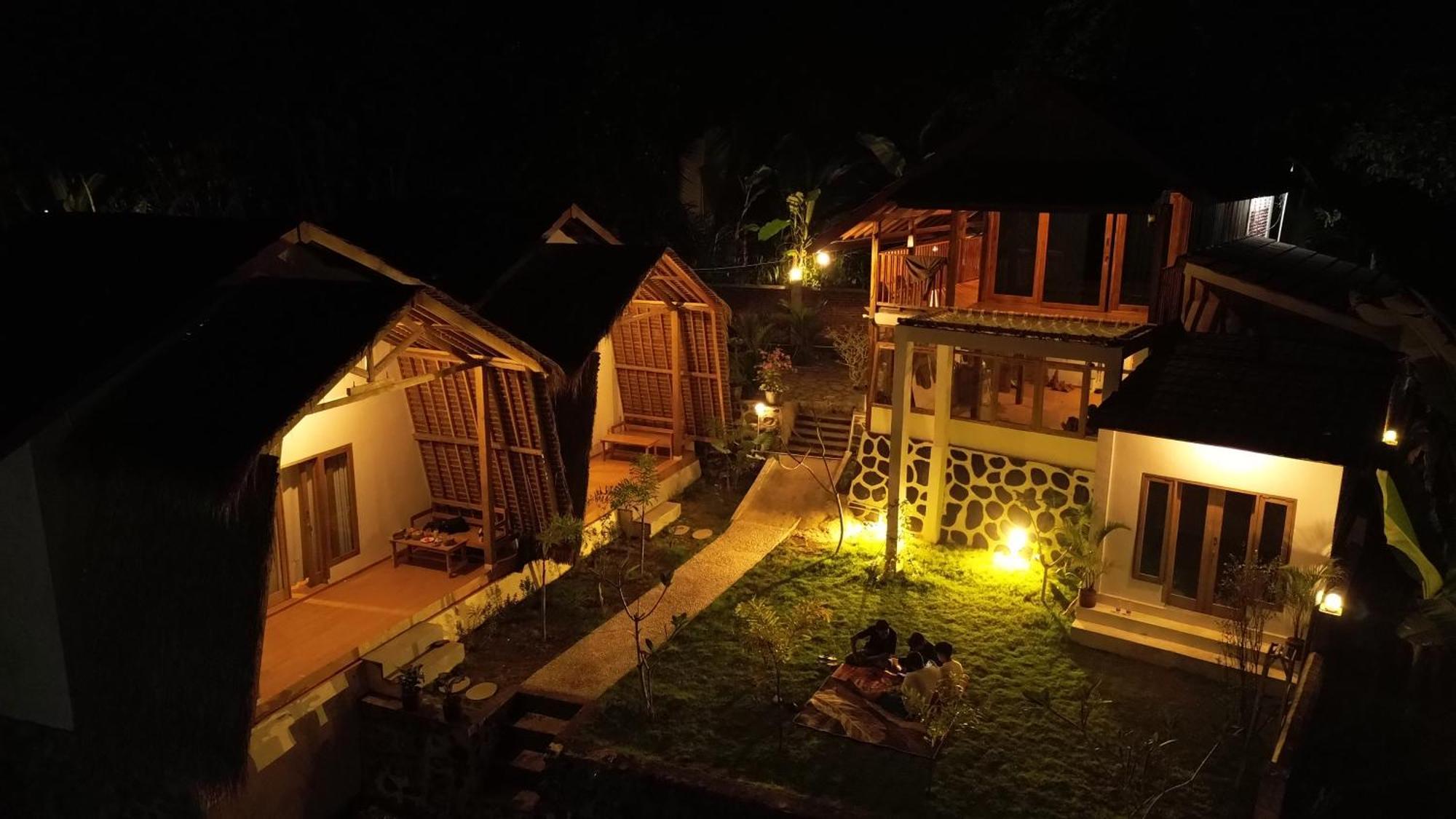 Отель Alora House Lombok Tete Batu Тетебату Экстерьер фото